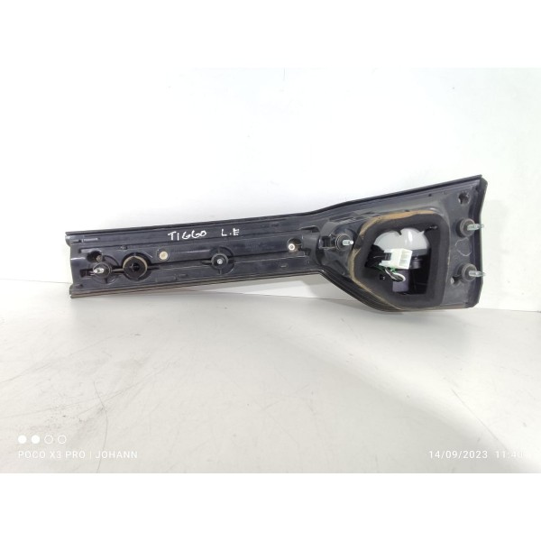 Lanterna Tiggo 8 2019/2022 Esquerda Led Tampa Tras 605000203 Esquerdo/motorista Vermelho