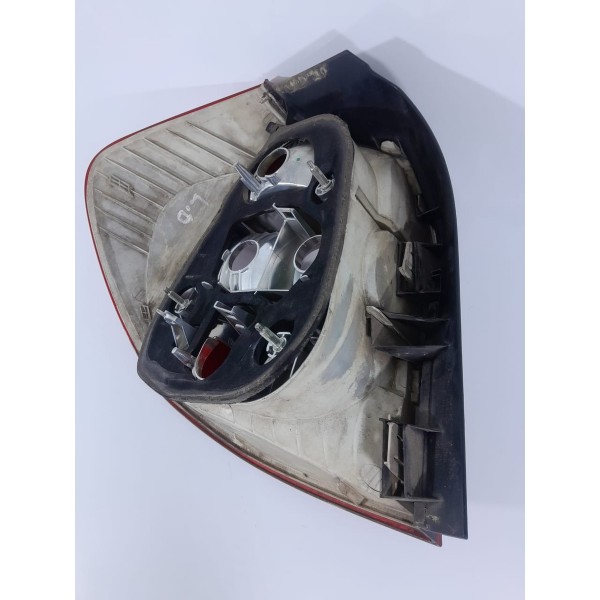 Lanterna Bmw 118 120 Direita 2005 2007 2009 2008 6924502 Direito/passageiro Água