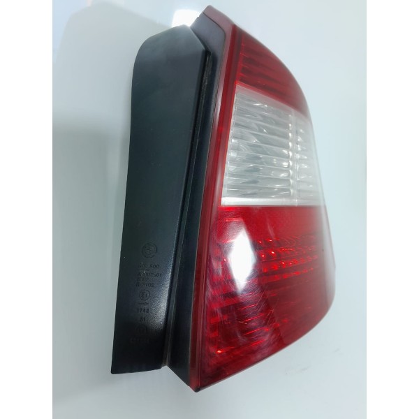 Lanterna Bmw 118 120 Direita 2005 2007 2009 2008 6924502 Direito/passageiro Água