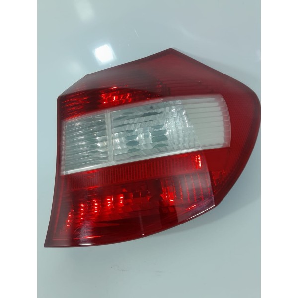 Lanterna Bmw 118 120 Direita 2005 2007 2009 2008 6924502 Direito/passageiro Água