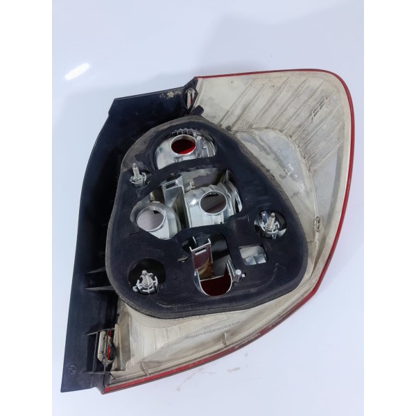 Lanterna Bmw 118 120 130 Esquerd 2005/2010 6924501