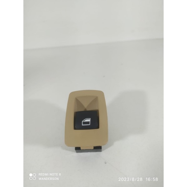 Botao Vidro Bmw X1 325 Direito 2009/2018 15979800