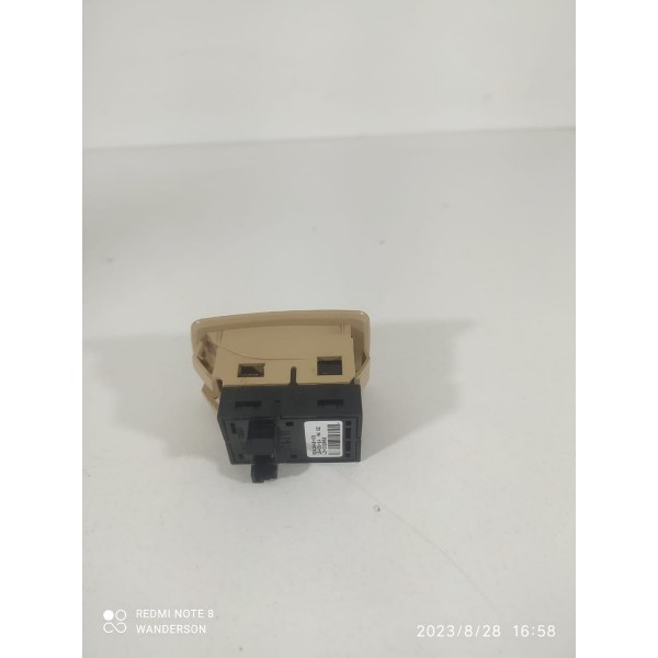 Botao Vidro Bmw X1 325 Direito 2009/2018 15979800