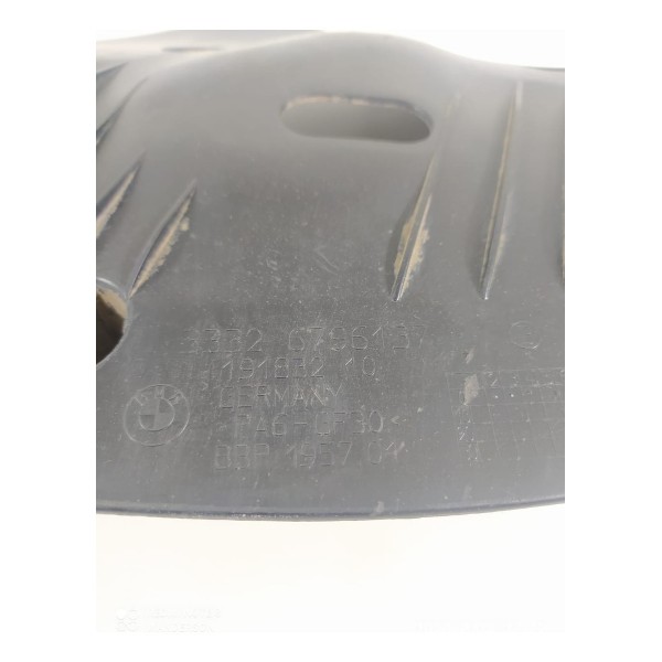 Protetor Bandeja Bmw 320 328 Tras E 2013/2018 33326796137