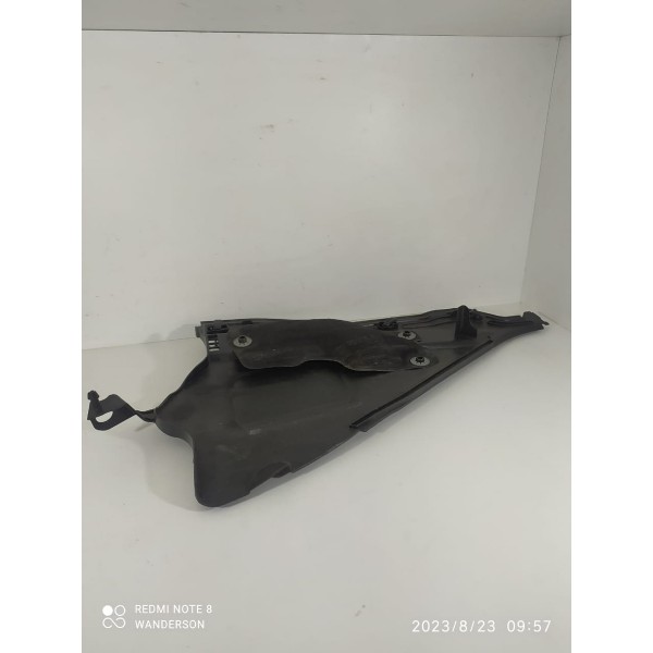 Canto Grade Parabrisa  Bmw 320 328 Esquerd 2013/2018 7258179