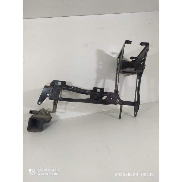 Suporte Guia Farol Bmw 320 328gt Esquerdo 2013/2018 7245791