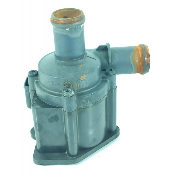 Bomba Agua Auxiliar Audi Q5 A4 2012/2016 8k0819147a