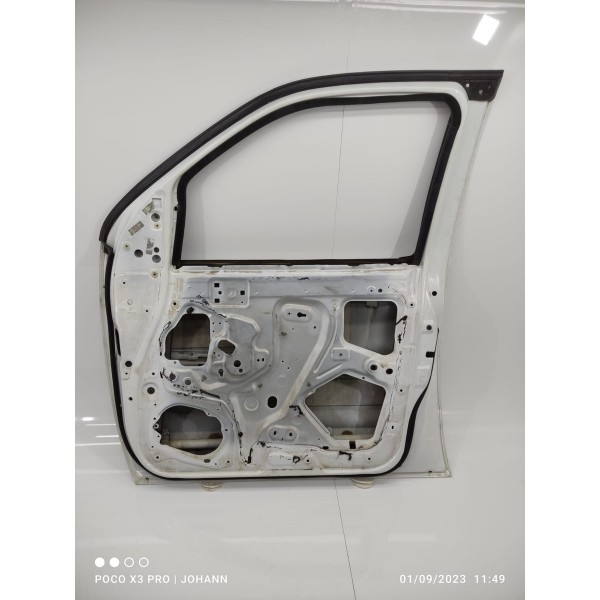 Porta Nissan Frontier Dianteira Dir 2009 2010 2011 2012/2016 Dianteira Direita Branco