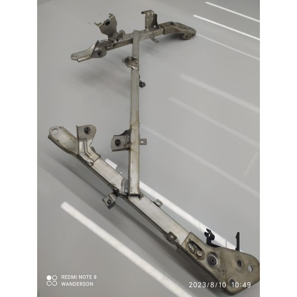 Suporte Limpador Parabrisa Panamera 2010/2019 97050423311