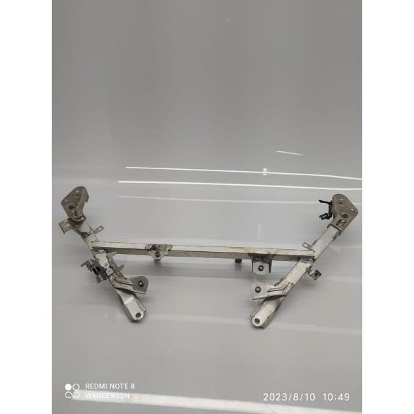 Suporte Limpador Parabrisa Panamera 2010/2019 97050423311