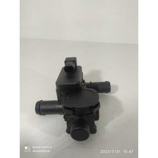 Valvula Bomba Agua Panamera 2010/2019 97057222501