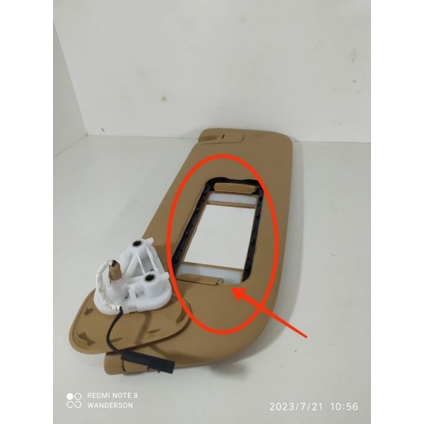 Quebra Sol Panamera Esquerdo 2010 2014 2015 2016 Det /31014