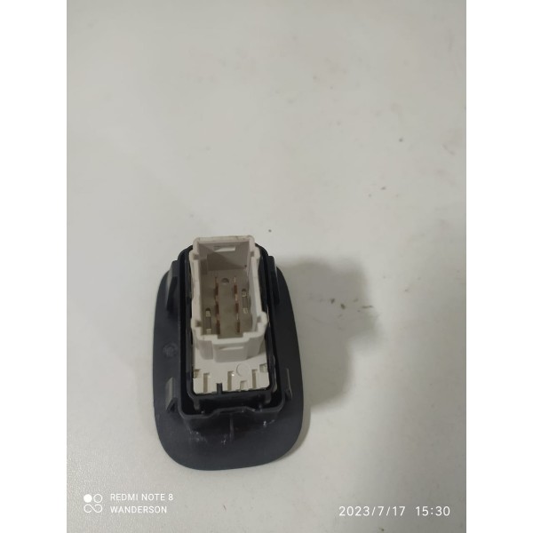 Botao Vidro Peugeot 2008 Tras 2018 2019/2024 98007446