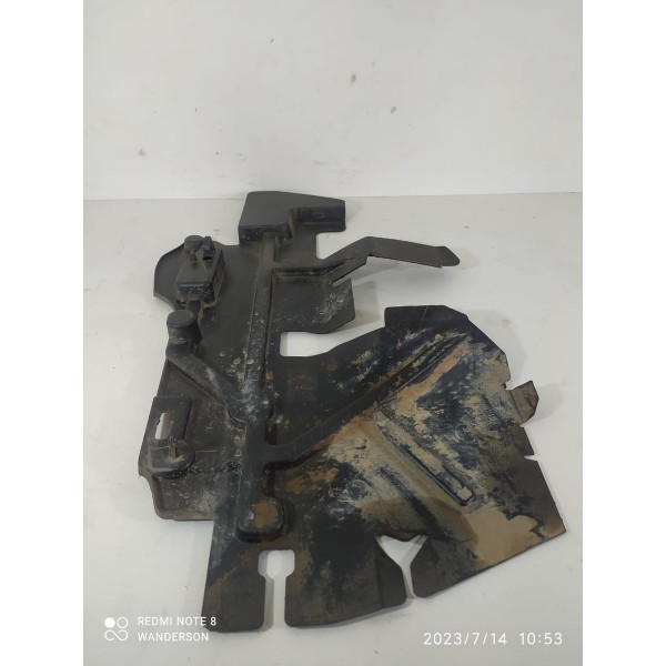 Defletor Radiador Peugeot 2008 Direito 2018/2024 9801635580