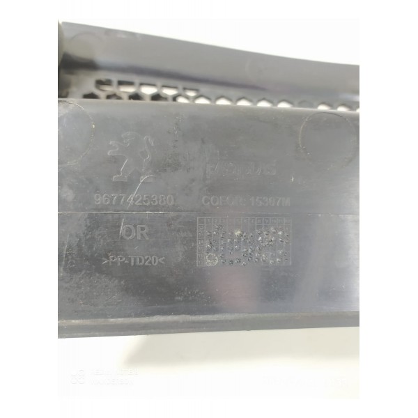 Grade Parabrisa Peugeot 2008 208 Esquerda 18/2024 9677425380