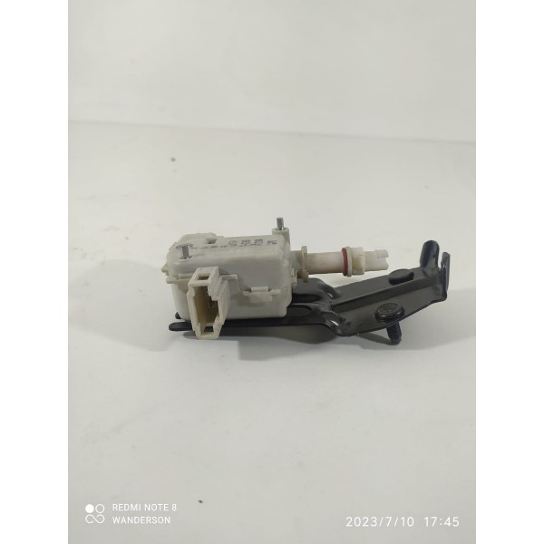 Motor Trava Portinhola Audi Tt Golf Passat 1998/06 3b0959782