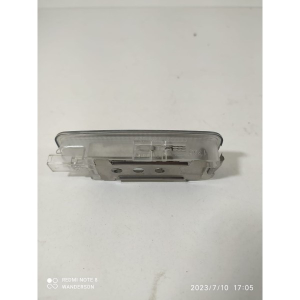Luz Cortesia Quebra Sol Teto Audi Tt 2004 8l0947105a