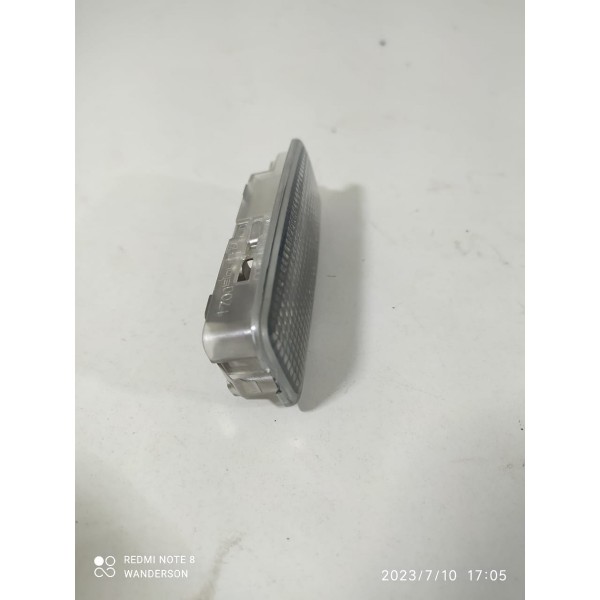 Luz Cortesia Quebra Sol Teto Audi Tt 2004 8l0947105a