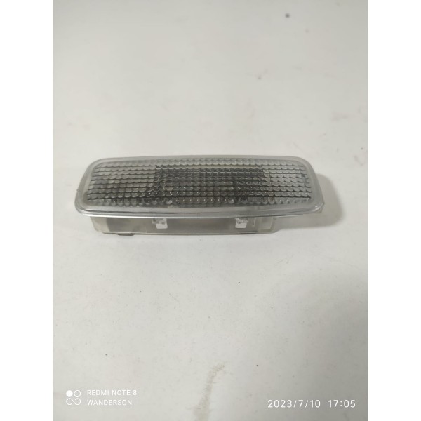 Luz Cortesia Quebra Sol Teto Audi Tt 2004 8l0947105a