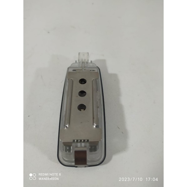 Luz Cortesia Quebra Sol Teto Audi Tt 2004 8l0947105a