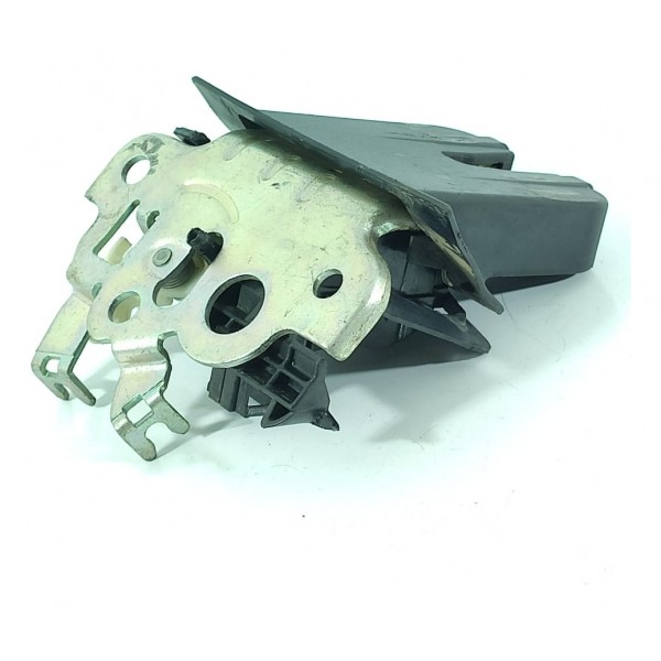 Fechaura Tampa Traseira Audi A1 A3 A4 A5 Q3 Q5 8r0827505