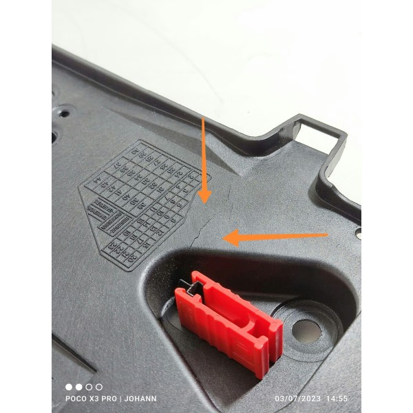 Suporte Caixa Fusivel Audi Tt Mk1 1998/2005 Det 8n0858387