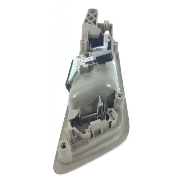 Macaneta Interna Audi Q5 Traseira Esquerda 8r0837018 Preto Traseira