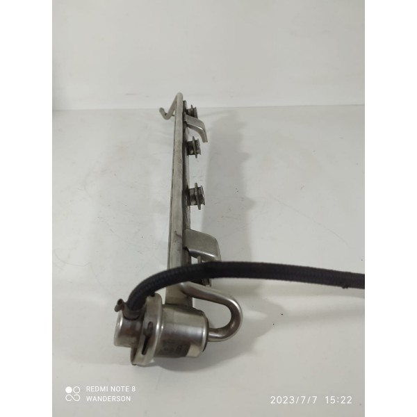 Flauta Pressao Injetor Audi Tt Golf Bora 1.8 1998 A 2006