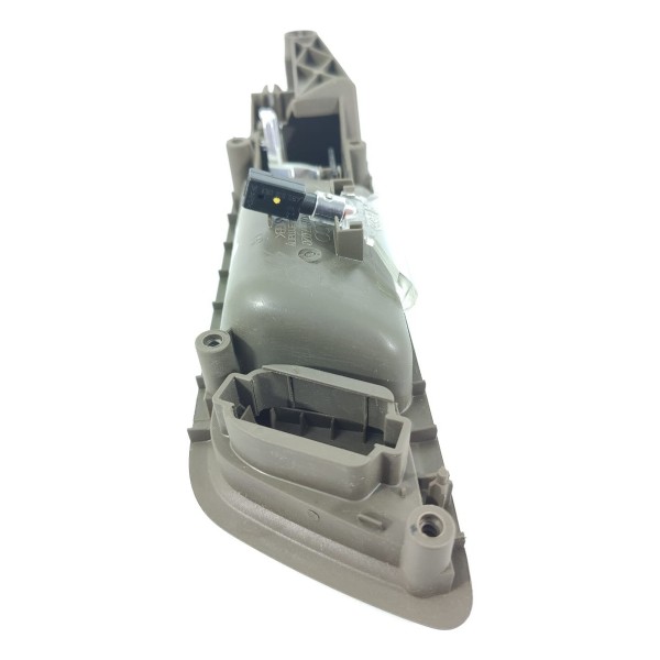 Macaneta Interna Audi Q5 Dianteira Direita 8r0837020 Preto Dianteira