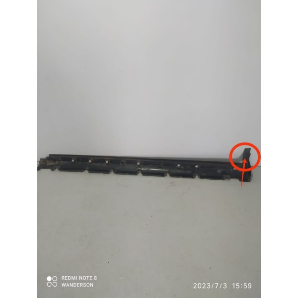 Spoiler Edge Laterial Direito 2010/2014 Det