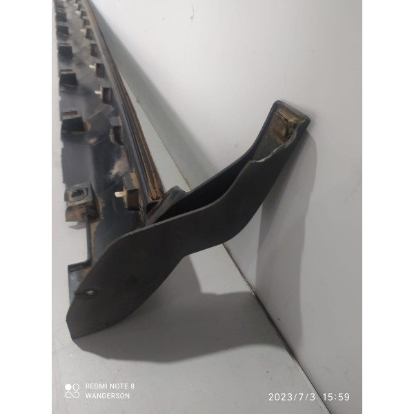 Spoiler Edge Laterial Direito 2010/2014 Det