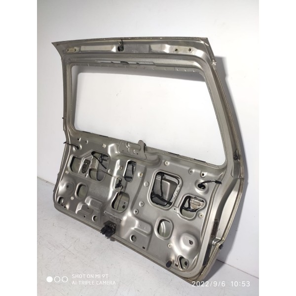 Tampa Traseira Fiat Palio Weekend 2000